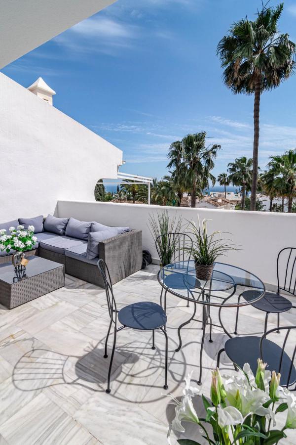 Dom wakacyjny Stunning 4-bedroom Townhouse With Breathtaking Views In Marbella